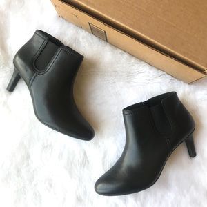 clarks dancer sky boots